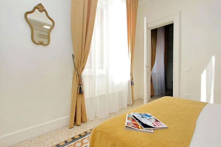 Elegant Apartment In The Heart Of Rome-Navona Area Екстер'єр фото